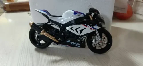 BMW HP4 Moto Miniatura Realista photo review