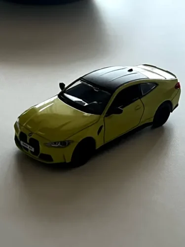 BMW M4 Miniatura Realista Para Colecionadores photo review