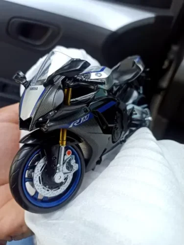 Yamaha R1M Moto Miniatura Realista photo review